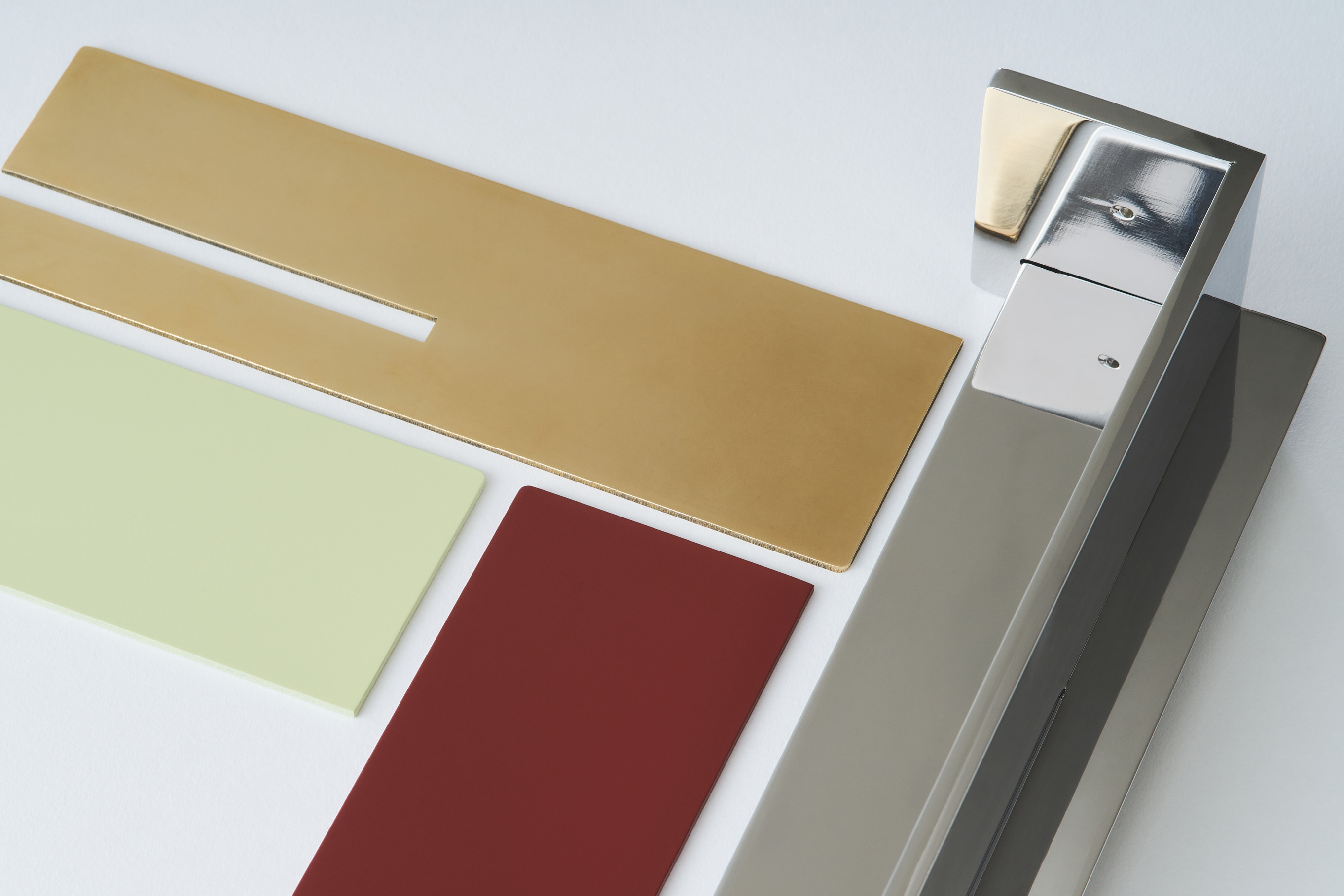 Rear RYOSUKE AKAGI DESIGN