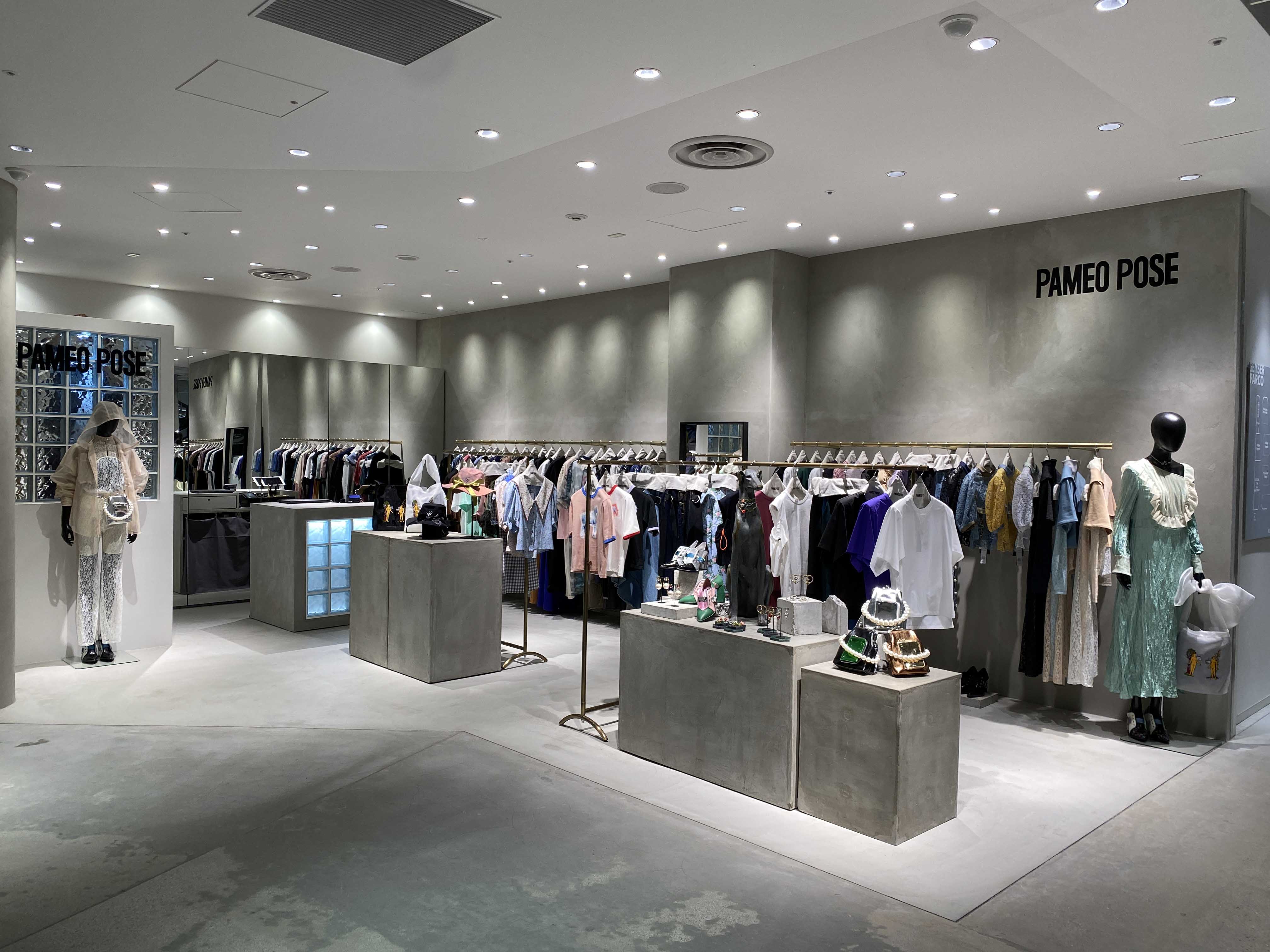 PAMEO POSE RYOSUKE AKAGI DESIGN